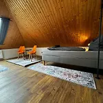 120m² Nahe A1 - 4 Schlafzimmern - 2 Bäder - Große Wohnküche - Grillplatz - Parkplatz Apartamento Siek