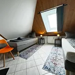 120m² Nahe A1 - 4 Schlafzimmern - 2 Bäder - Große Wohnküche - Grillplatz - Parkplatz *