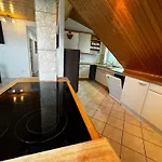Apartamento 120m² Nahe A1 - 4 Schlafzimmern - 2 Bäder - Große Wohnküche - Grillplatz - Parkplatz Siek