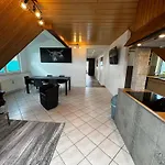 Apartamento 120m² Nahe A1 - 4 Schlafzimmern - 2 Bäder - Große Wohnküche - Grillplatz - Parkplatz