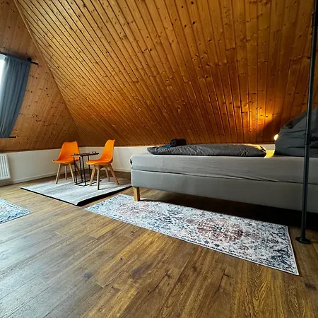 120m² Apartment nahe A1 - 4 Schlafzimmern - 2 Bäder - große Wohnküche - Grillplatz - Parkplatz Apartment Siek