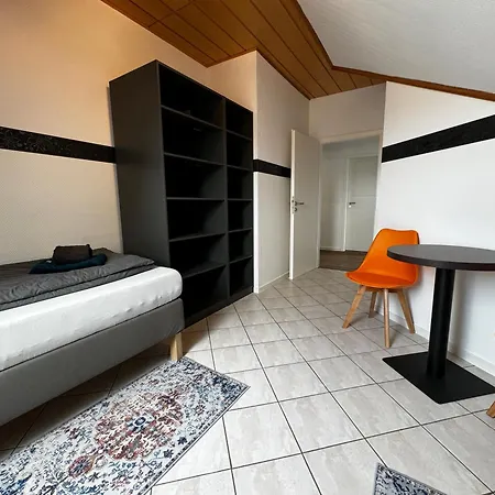 120m² Apartment nahe A1 - 4 Schlafzimmern - 2 Bäder - große Wohnküche - Grillplatz - Parkplatz 3* Siek