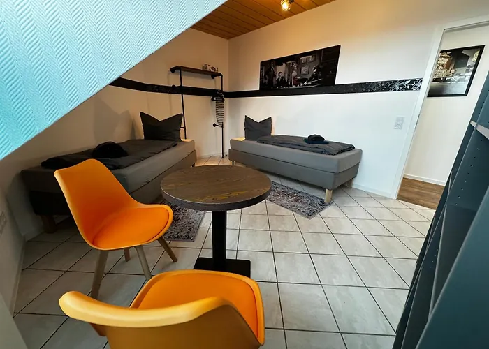 120m² Nahe A1 - 4 Schlafzimmern - 2 Baeder - Grosse Wohnkueche - Grillplatz - Parkplatz Appartement