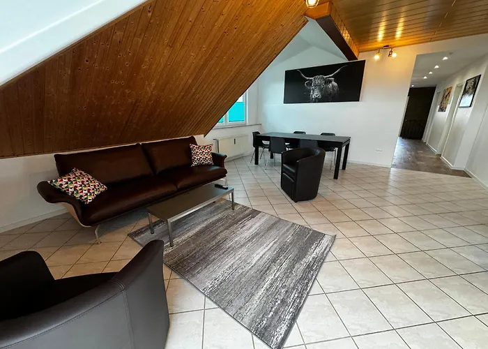 Appartement 120m² Nahe A1 - 4 Schlafzimmern - 2 Baeder - Grosse Wohnkueche - Grillplatz - Parkplatz